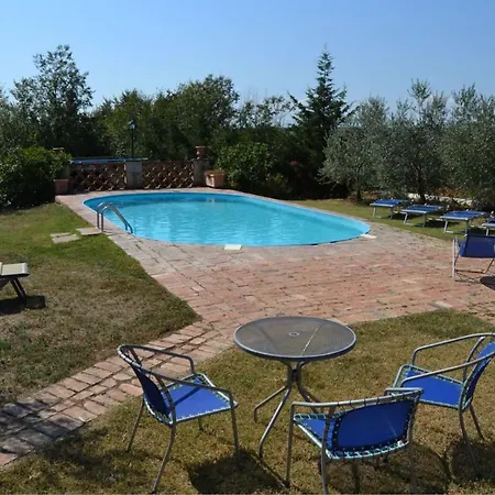 Le Casine-perignano-spinelli Sleeps 5